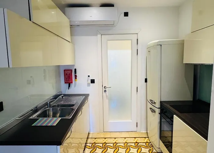 Apartamento Collection - St Ursula Maisonette